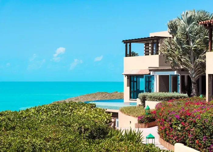 Affordable Luxury Villa BajacuVilla